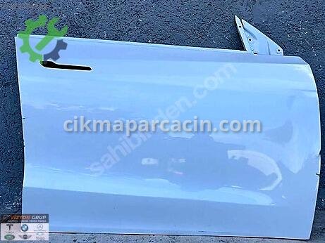 Tesla Model Y Sağ Ön Kapı çıkma parça