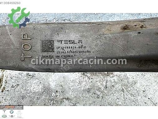 Tesla Model Y Salıncak (Alt Tabla) 2188421-00-C çıkma parça
