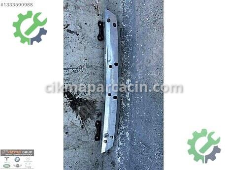 Tesla Model Y Arka Tampon Demiri çıkma parça