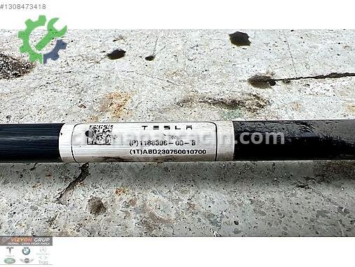 Tesla Model Y Askı Rotu 1188396-00-B çıkma parça