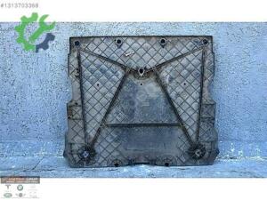 TESLA MODEL Y MOTOR ALT MUHAFAZA 1499151-00-C ORJINAL