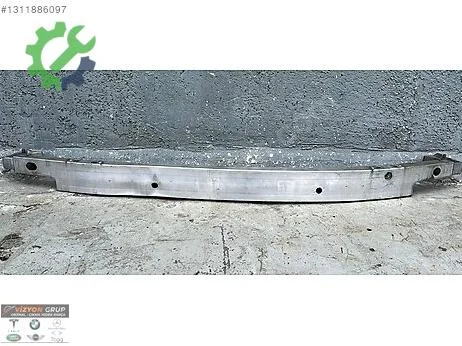Tesla Model Y Ön Tampon Demiri çıkma parça