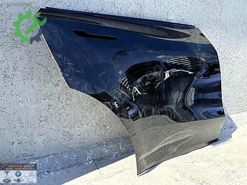 Tesla Model Y Sağ Arka Kapı 149360000 çıkma parça