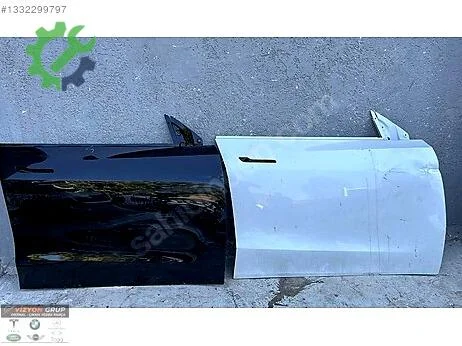 Tesla Model Y Sağ Kapı çıkma parça