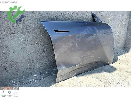 Tesla Model Y Sağ Ön Kapı çıkma parça