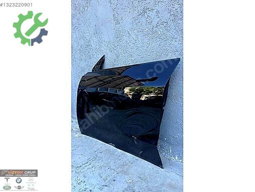 Tesla Model Y Sol Ön Kapı çıkma parça