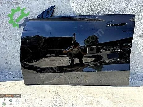 Tesla Model Y Sol Ön Kapı çıkma parça