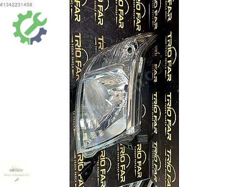 Toyota Hilux Sağ Ön Far çıkma parça
