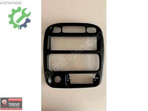 TÜNEYLER ‘DEN HYUNDAİ ACCENT YUMURTA KASA TEYP ÇERÇEVESİ 95-2000