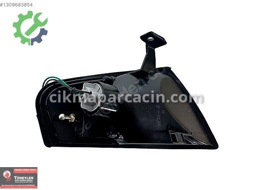 Mazda 323 Sinyal çıkma parça