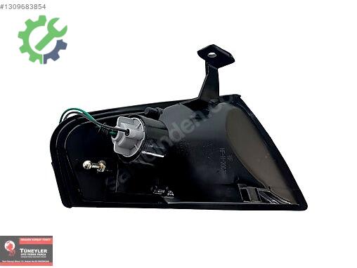 Mazda 323 Sinyal çıkma parça