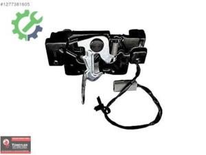 TÜNEYLER ‘DEN MAZDA 3 KAPUT KİLİDİ 2009 2012