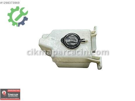 Toyota Hilux Cam Suyu Deposu çıkma parça