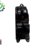TÜNEYLER ‘DEN TOYOTA YARİS CAM DÜĞMESİ 2000 2005