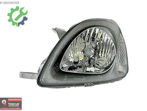 Toyota Yaris Far çıkma parça