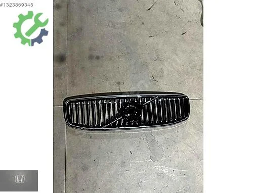 Volvo S90 Ön Panjur çıkma parça