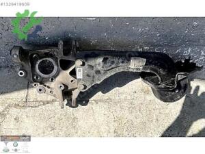 VOLVO XC40 ARKA TAŞIYICI 32246339 ORJINAL ÇIKMA
