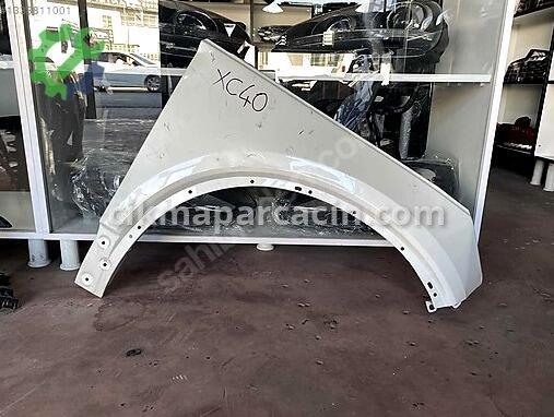Volvo XC40 Sağ Ön Çamurluk çıkma parça