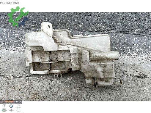 Volvo XC 40 Yedek Su Deposu çıkma parça
