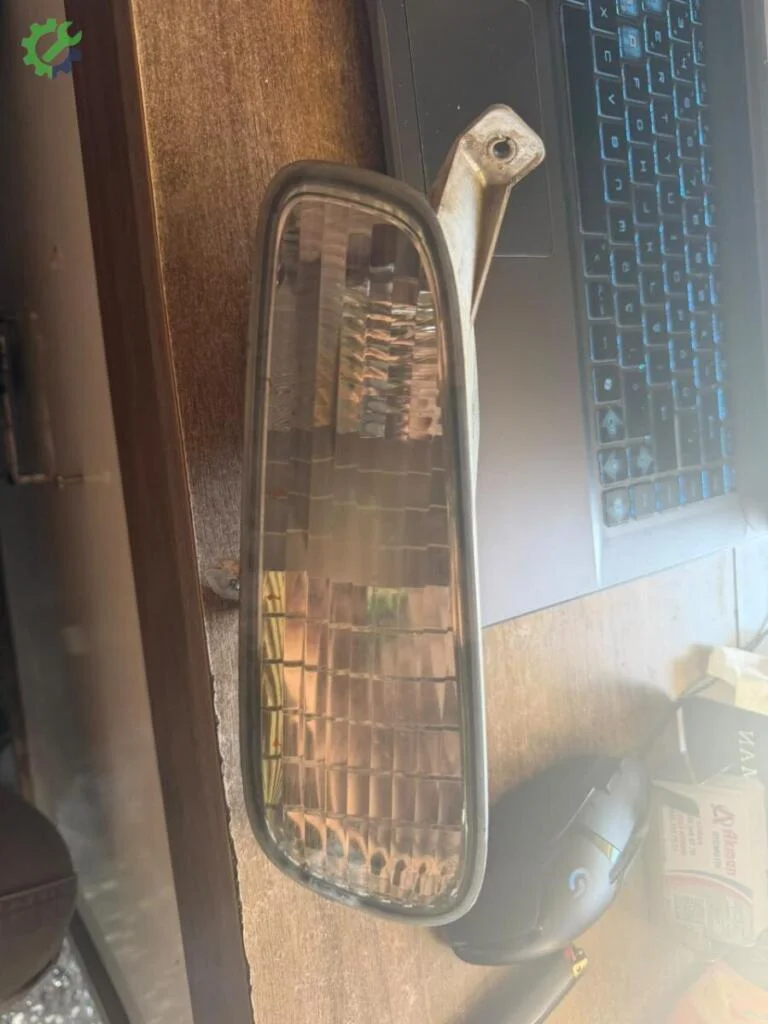 Fiat Punto Sinyal Lambası çıkma parça