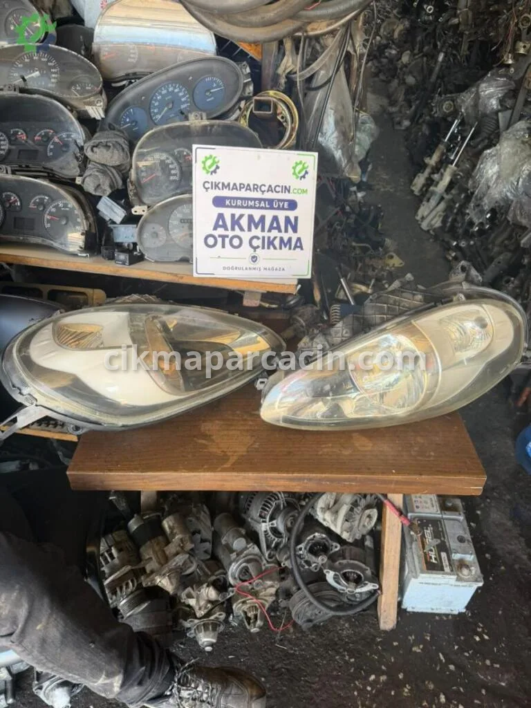 Fiat Punto Sol Ön Far çıkma parça