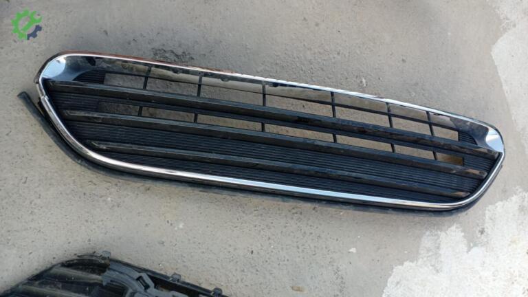 Mini Countryman Ön Panjur çıkma parça