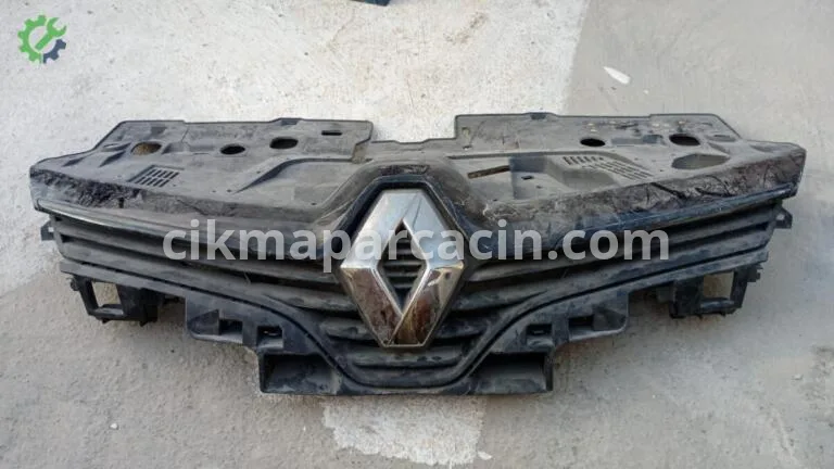 Renault Clio Ön Panjur çıkma parça