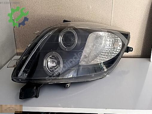 Toyota Yaris Far 3301TYYA06 çıkma parça