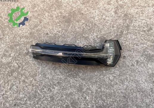 Audi A3 Ayna Sinyali 8V0949102 çıkma parça