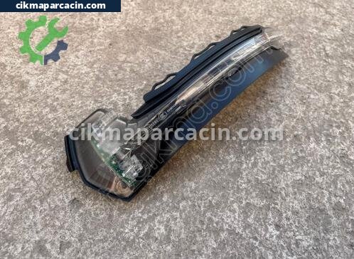 Audi A3 Ayna Sinyali çıkma parça