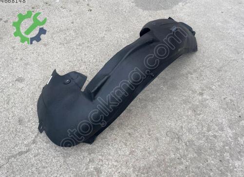 Audi A3 Sol Davlumbaz 8P0821171G çıkma parça