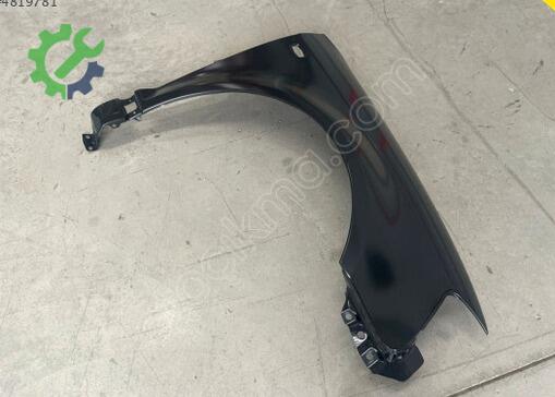 Audi A3 Sağ Ön Çamurluk 8P0821106F çıkma parça