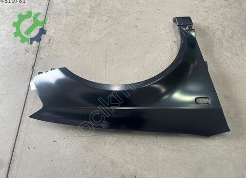 Audi A3 Sağ Ön Çamurluk 8P0821106F çıkma parça