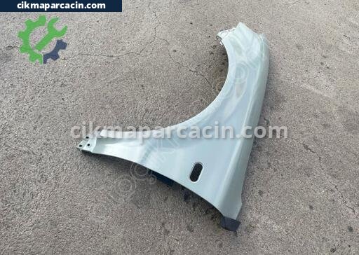 Audi A3 Sağ Ön Çamurluk çıkma parça