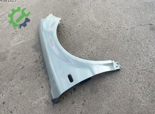 Audi A3 Sol Ön Çamurluk 8V0821105C çıkma parça
