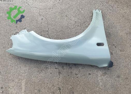 Audi A3 Sol Ön Çamurluk 8V0821105C çıkma parça
