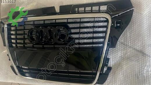 Audi A3 Ön Panjur 8P0853651P çıkma parça