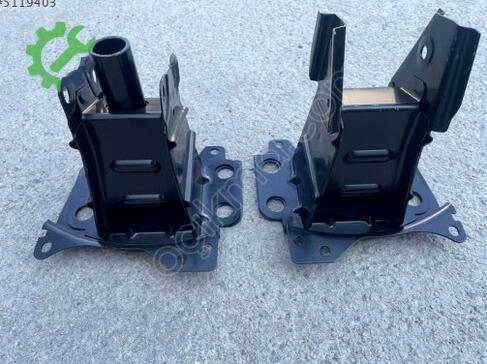 Audi A3 Ön Tampon Demiri 8P0807133 çıkma parça