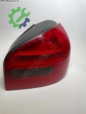 Audi A6 Sağ Arka Stop 8L0945096A çıkma parça