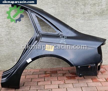 Audi A4 Sol Arka Çamurluk çıkma parça