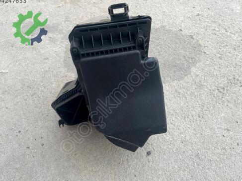 Audi A4 Hava Filtresi Kutusu 8K0133837BJ çıkma parça