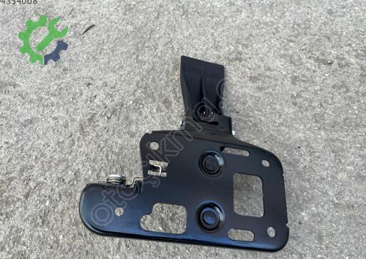 Audi A4 Kaput Kilidi 8T0823480 çıkma parça