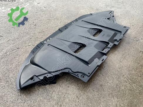 Audi A4 Karter Muhafaza 8E0863821AD çıkma parça