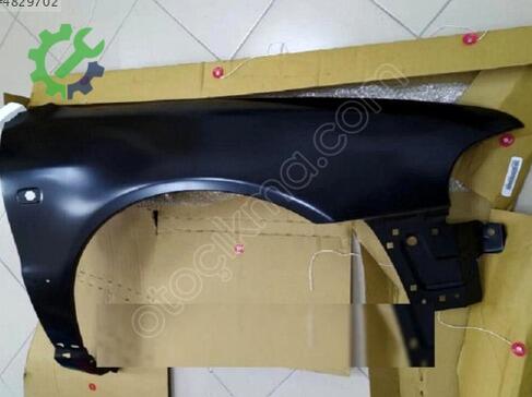 Audi A4 Sağ Ön Çamurluk 8D0821106M çıkma parça