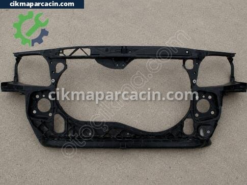 Audi A4 Ön Panel çıkma parça