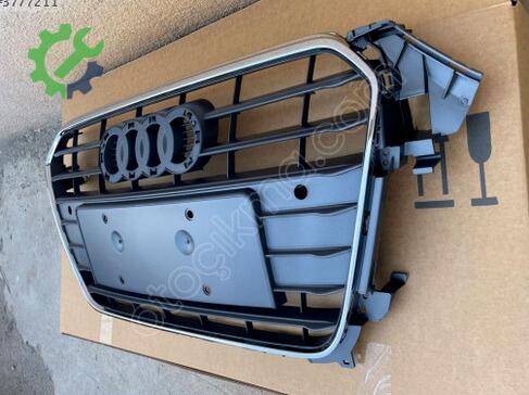 Audi A4 Ön Panjur 8K0853651AD çıkma parça