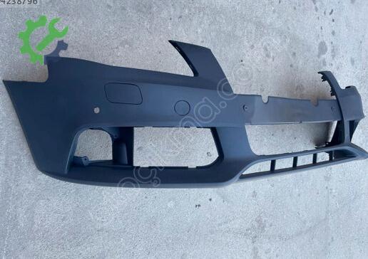 Audi A4 Ön Tampon 8K0807105A çıkma parça