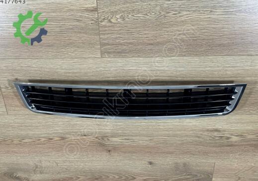 Audi A4 Tampon Izgarası 8E080764701C çıkma parça