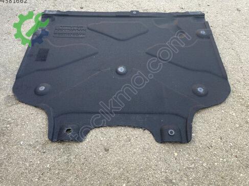 Audi A4 Alt Muhafaza 8W0863822A çıkma parça