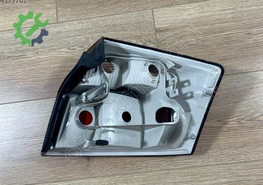 Audi A4 Stop Lambası 8E5945218A çıkma parça